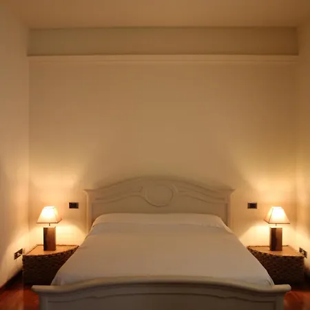 Penzion Bovio 163 - Luxury Design Suite 3*